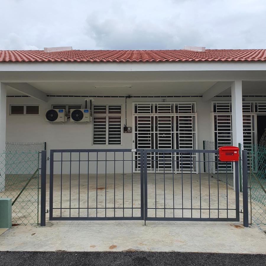 Homestay By Naf Kuantan Exterior photo